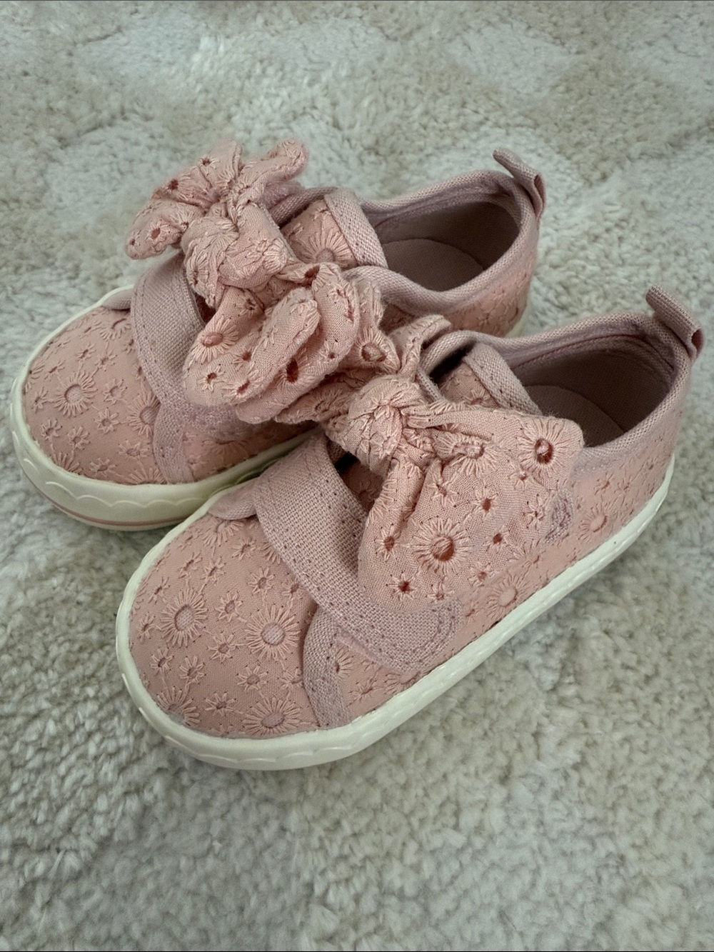 Pink floral eyelet Velcro sneakers